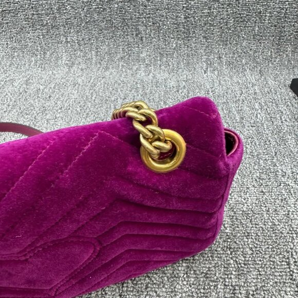 GUCCI GG Marmont Flap Purple Velvet Shoulder Bag 699-030625 - Picture 7 of 16